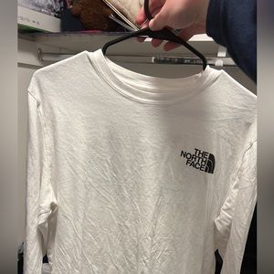 Men’s medium the north face shirt